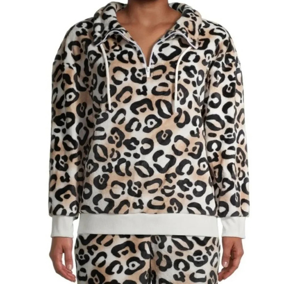 Secret Treasures Animal Print Half-Zip Sweatshirt - Picture 2 of 8